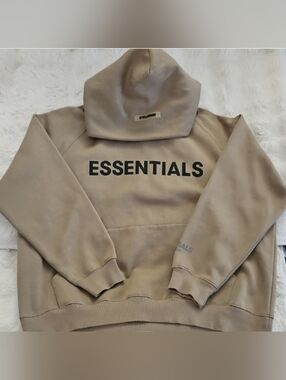 Fear of God ESSENTIALS Hoodie Size Small in Taupe